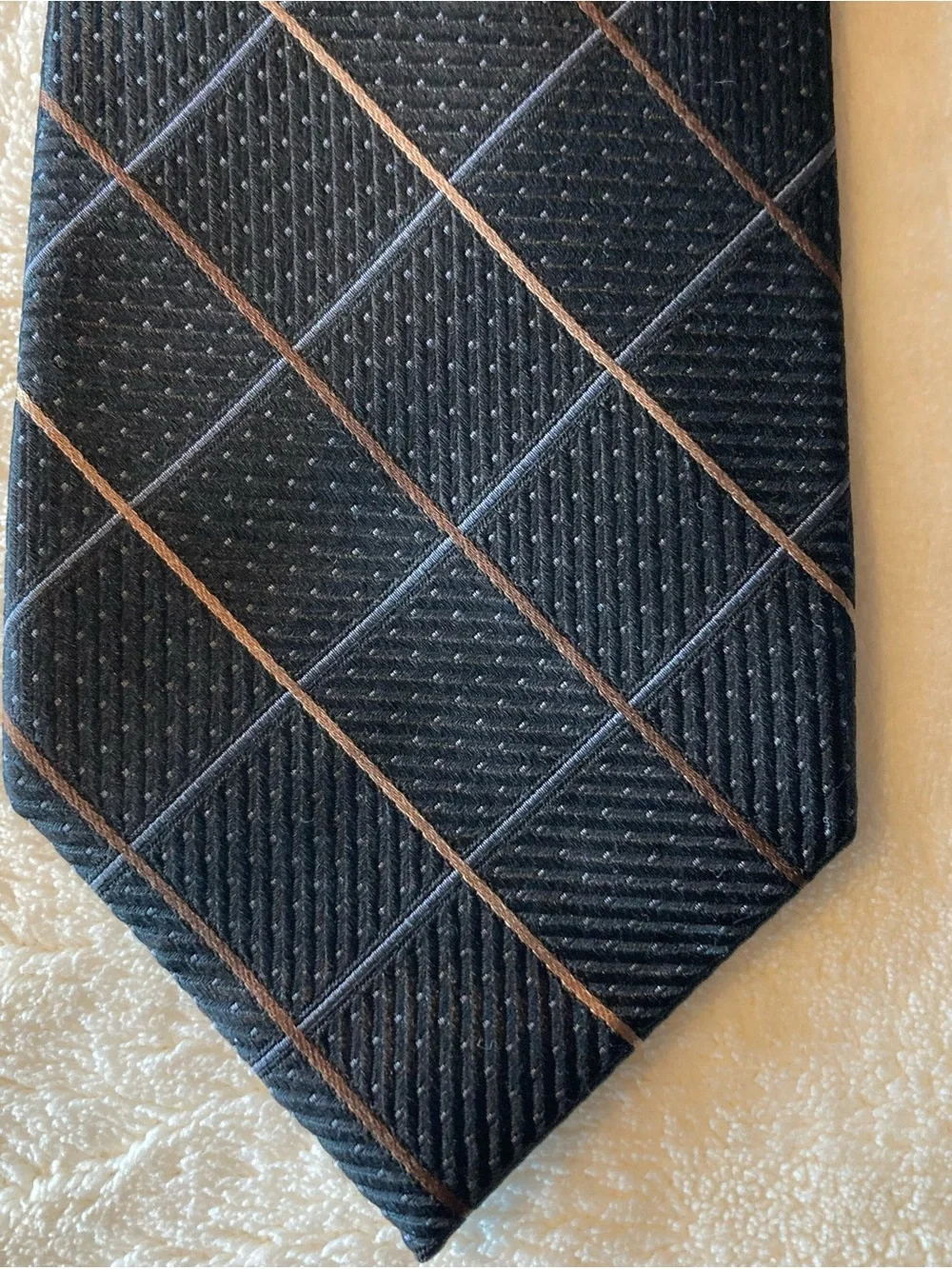 Michelsons of London fold luxury